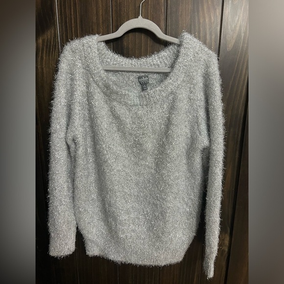 NWT-New York & Company SOHO Silver Sparkly Eyelash Sweater- Size: Medium - Picture 14 of 15